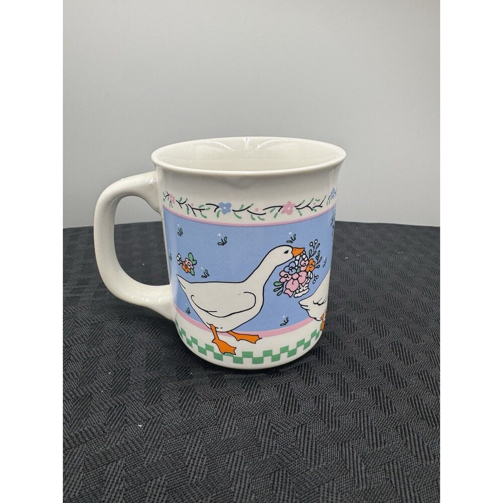 Giftco Ceramic Mug With Goose Theme